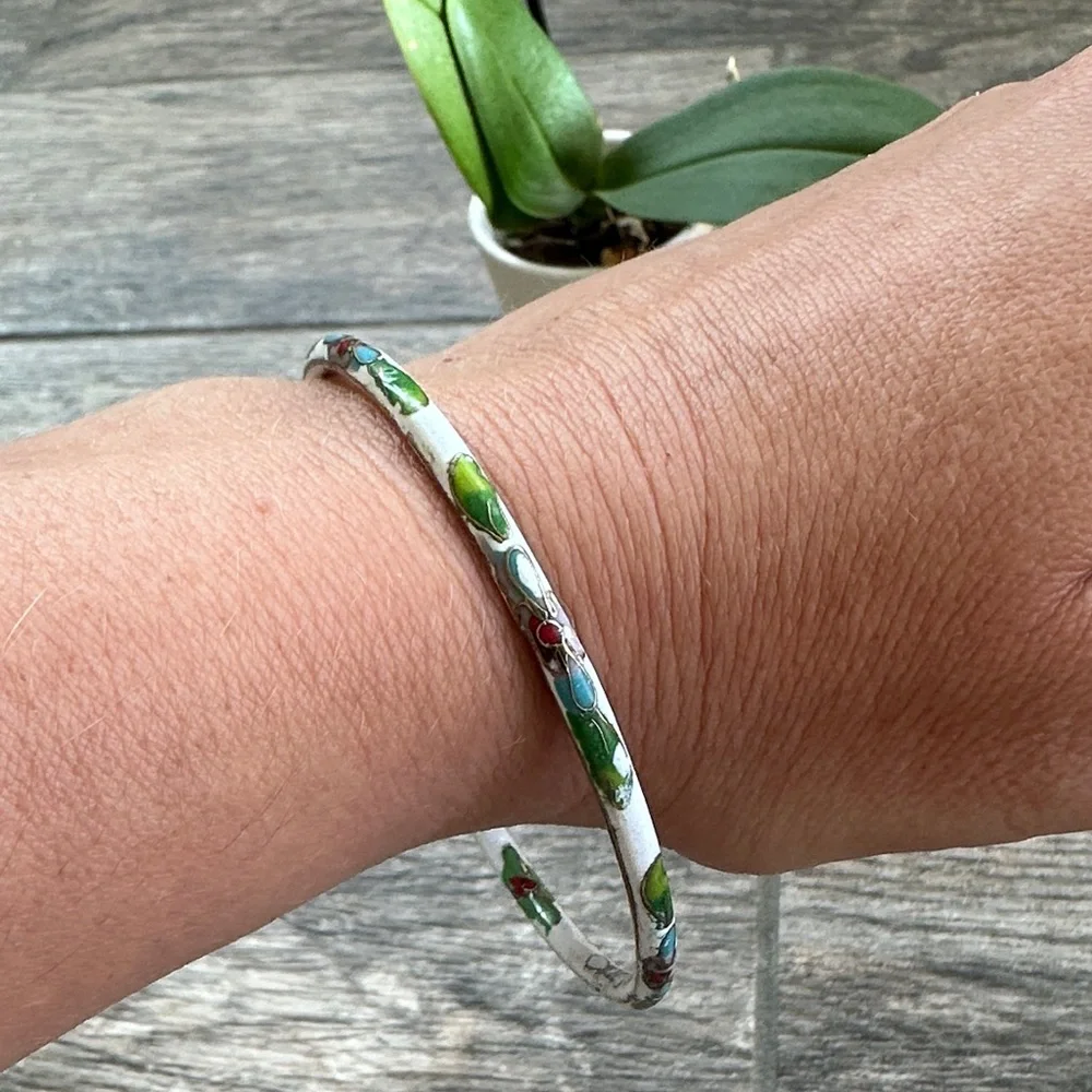 Vintage Chinese￼Enamel Cloisonné Bangle Bracelet Handpainted￼